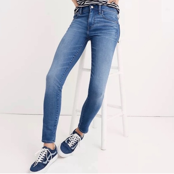 Madewell Denim - Madewell roadtripper jeans , size 26, blue wash